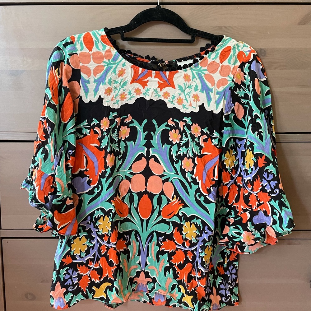 Anthropologie floral flounce blouse